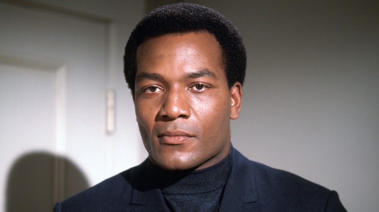 Jim Brown is a legend both on and off the field. As one of the first NFL players who appeared in movies and TV shows, he paved the way for others to follow. After a stellar career with the Cleveland Browns, Brown shocked the sports world by retiring at his peak to pursue acting.